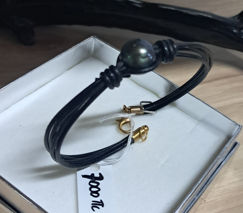 Bracelet cuir et perle de culture de Tahiti